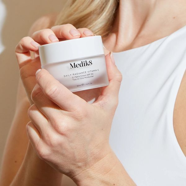 Зволожуючий крем / Medik8 DAILY RADIANCE VITAMIN C SPF30 (50 мл) 183 фото